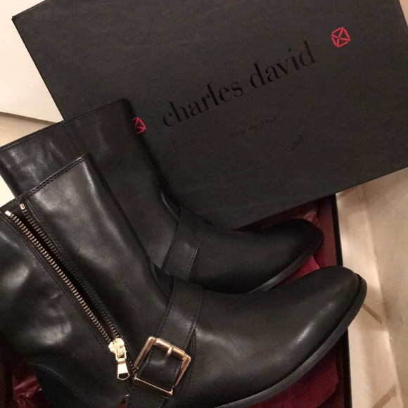 SALE 🔥Authentic Charles David Boots Made in Italy - Picture 5 of 6